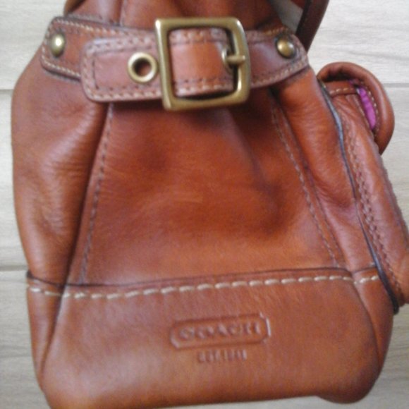 Coach Cognac Brown Leather Multi Pocket Shoulder Handbag.   Size  7x13x4.5 - Picture 9 of 12